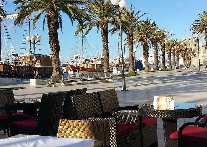Martina - فيلة تروغير
