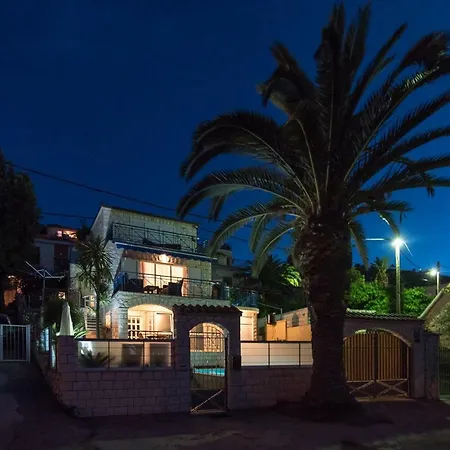 Martina - * 트로기르